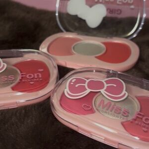 Miss Fon Pink and Red Blusher Set hello kitty
